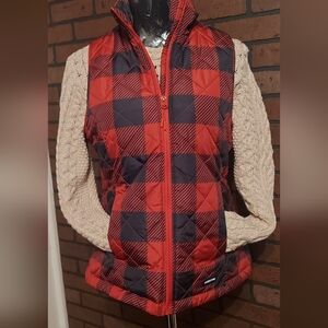 Lands' End Red Buffalo Plaid Puffer Vest S NWT Quilted